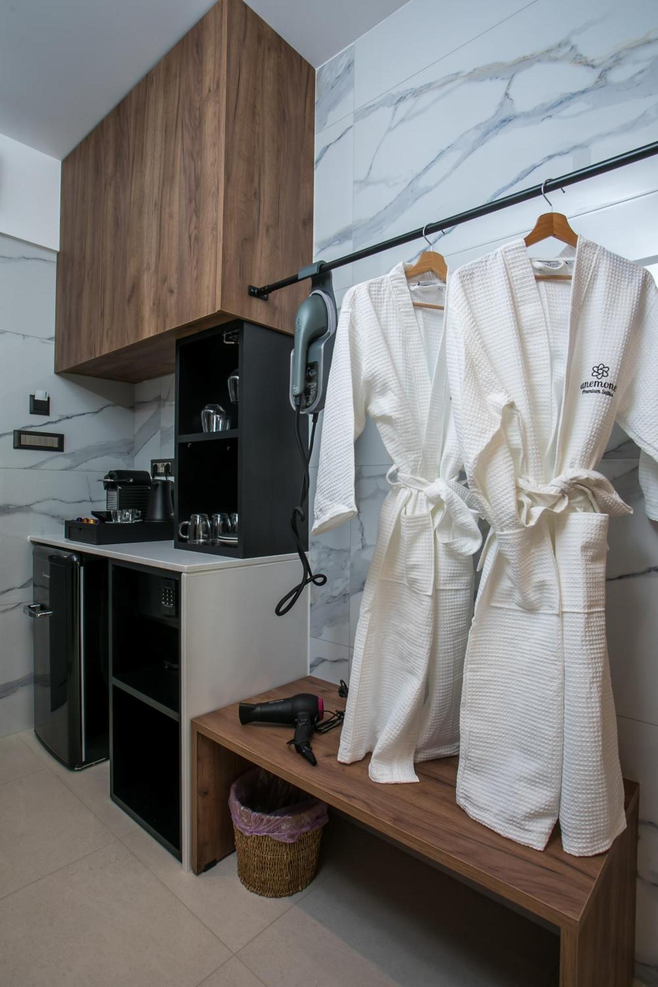 Anemone Premium Suites ฟาลิรากี ภายนอก รูปภาพ